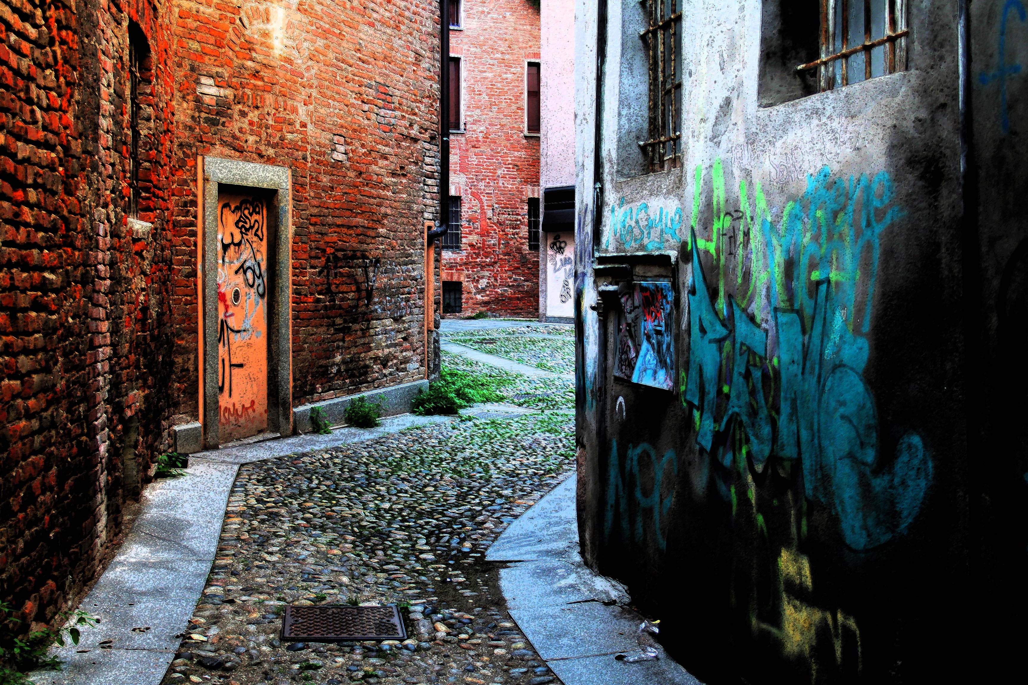 …back streets of Pavia – I Am Wendle